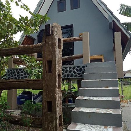 Joglopari Guesthouse Room 2 Bukan Untuk Pasangan Non Pasutri Cepit ภายนอก รูปภาพ