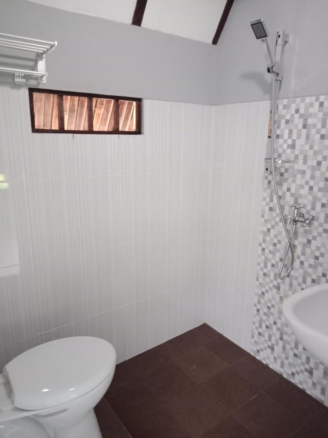 Joglopari Guesthouse Room 2 Bukan Untuk Pasangan Non Pasutri Cepit ภายนอก รูปภาพ